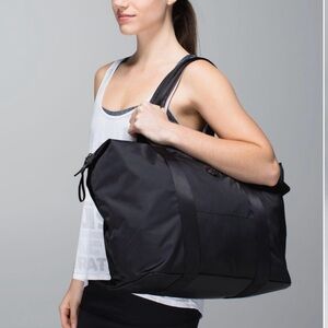 Lululemon All Day Asana Black Travel Gym Tote Bag